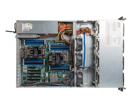 2U Intel dual-CPU RI2212-AIXSN server (vSAN) - Internal view