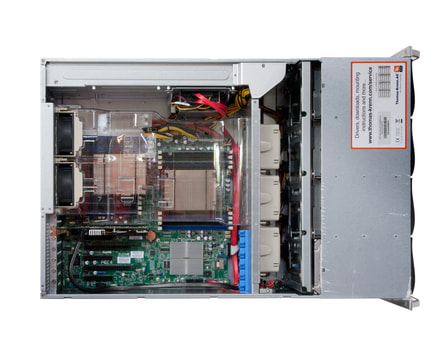 4HE Intel Dual-CPU SC846 Server - Innenansicht