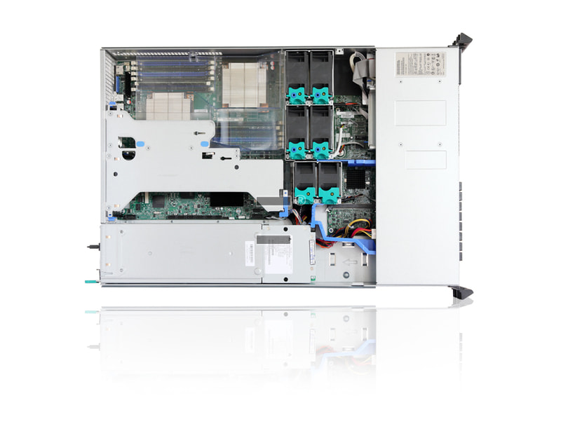 2HE Intel Dual-CPU SR2625 Server - Innenansicht