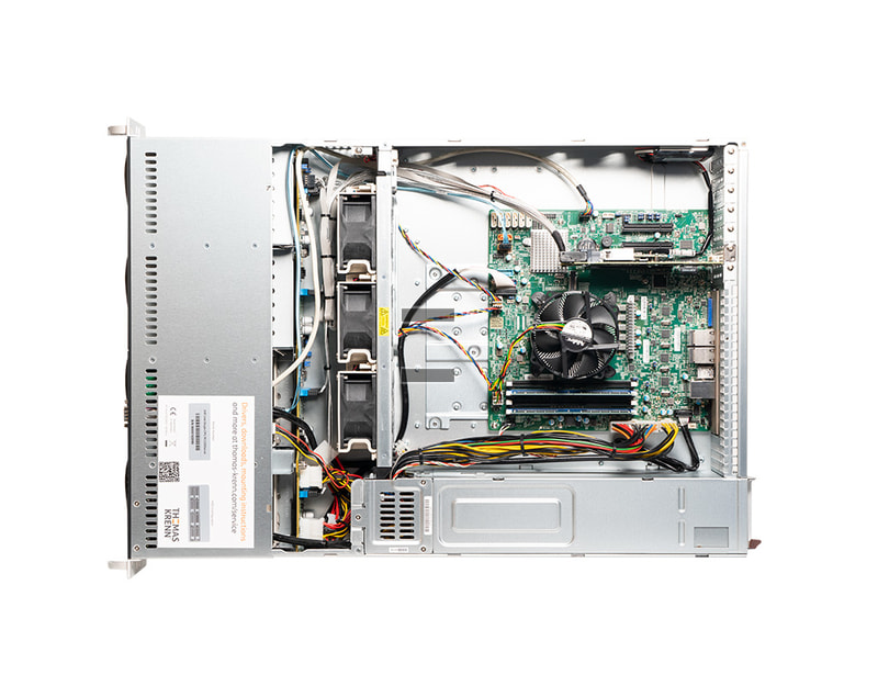 2HE Intel Single-CPU RI1208 Server - Innenansicht