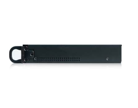 1U Intel single-CPU RI1101A server - Side view 1U Intel single-CPU RI1101A server - Side view