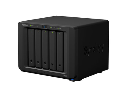 Synology DS1517+ NAS - Frontansicht