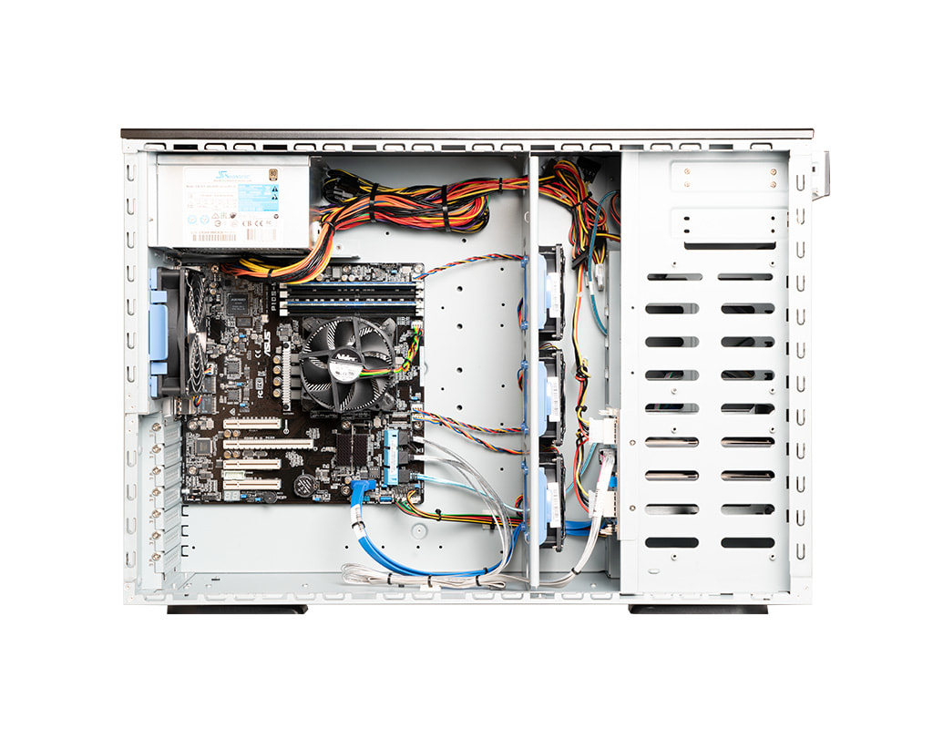 Server-Tower Intel Single-CPU TI120 - Innenansicht 650 Watt redundantes Netzteil