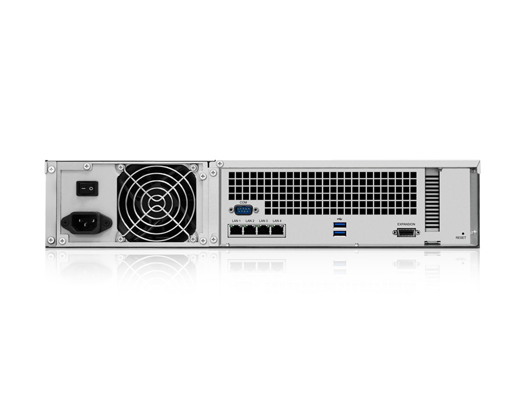 Synology RS2418RP+ NAS - Rückansicht