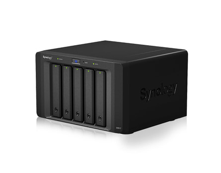 Synology DX517 JBOD - Front view