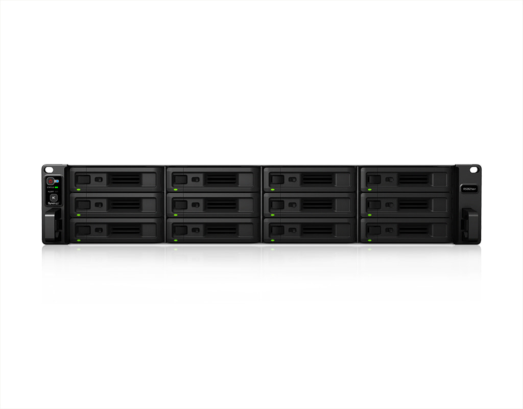 Synology RS3621XS+ NAS - Front view