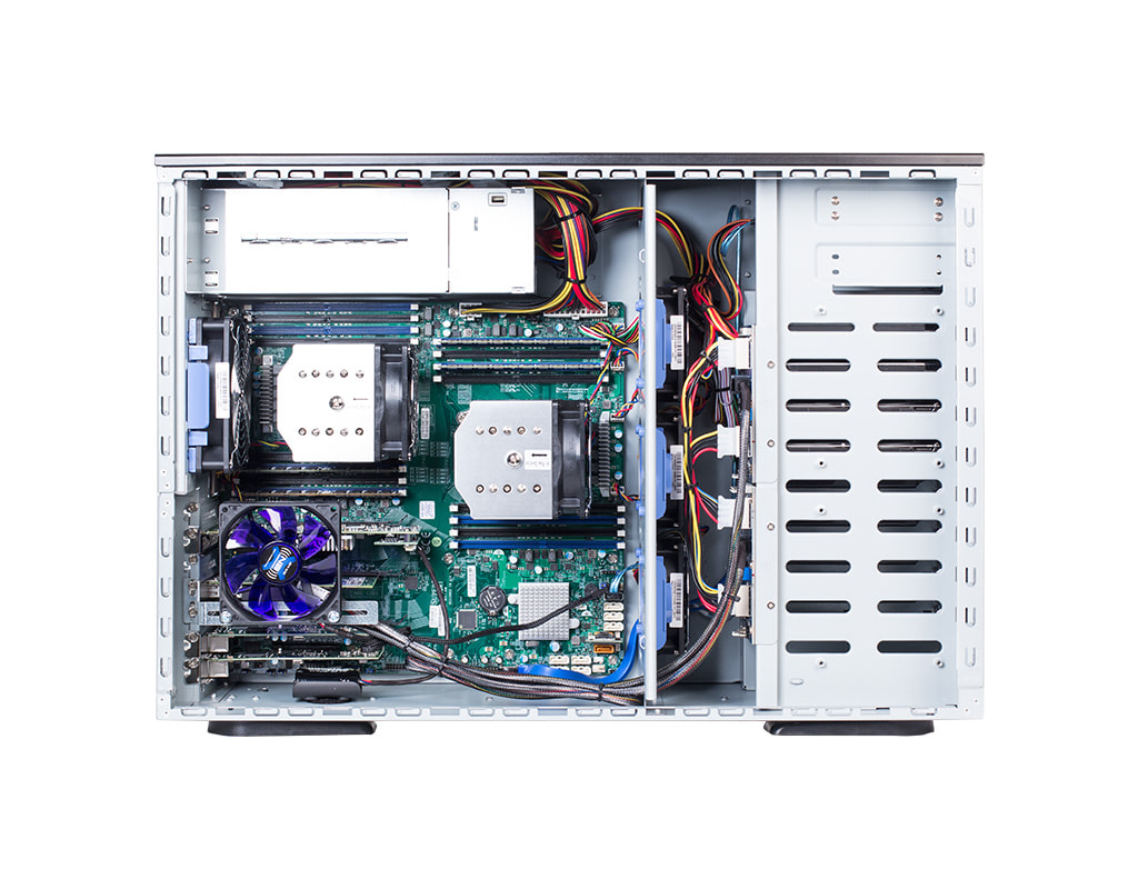 Server-Tower Intel Dual-CPU TI220 - Innenansicht