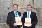 Rald Mader, Aufsichtsrat der Thomas-Krenn.AG und Norbert Lindbüchl Assistent der Geschäftsleitung und Controlling