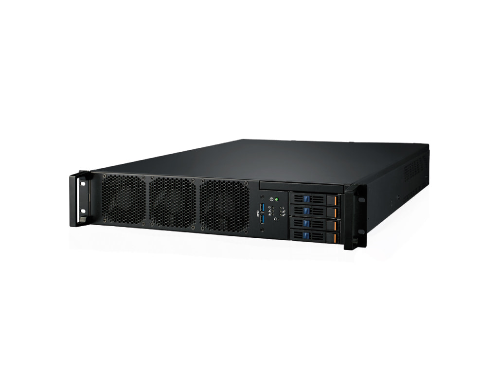 HPC-6240 + ASMB-622V3 - Frontansicht HPC-6240 + ASMB-622V3 - Frontansicht