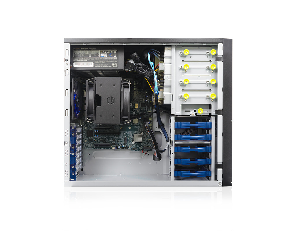 Server-Tower Intel Single-CPU TI1506-INXEN - RückansichtServer_Tower_Intel_Single_CPU_TI1506_IN