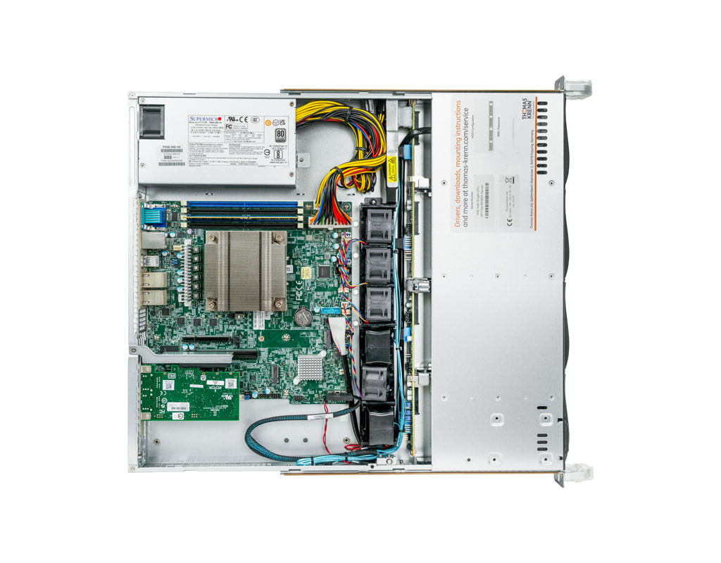 1HE Intel Single-CPU RI1104-SMXEH Server - 1HE_Intel_Single_CPU_RI1104_SMXEH_Innenansicht