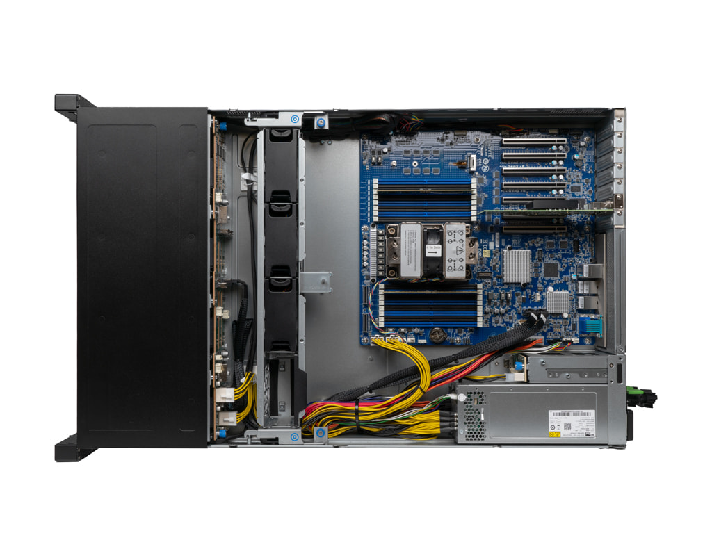 2HE Intel Single-CPU RI1208-AIXSN+ Server - Innenansicht