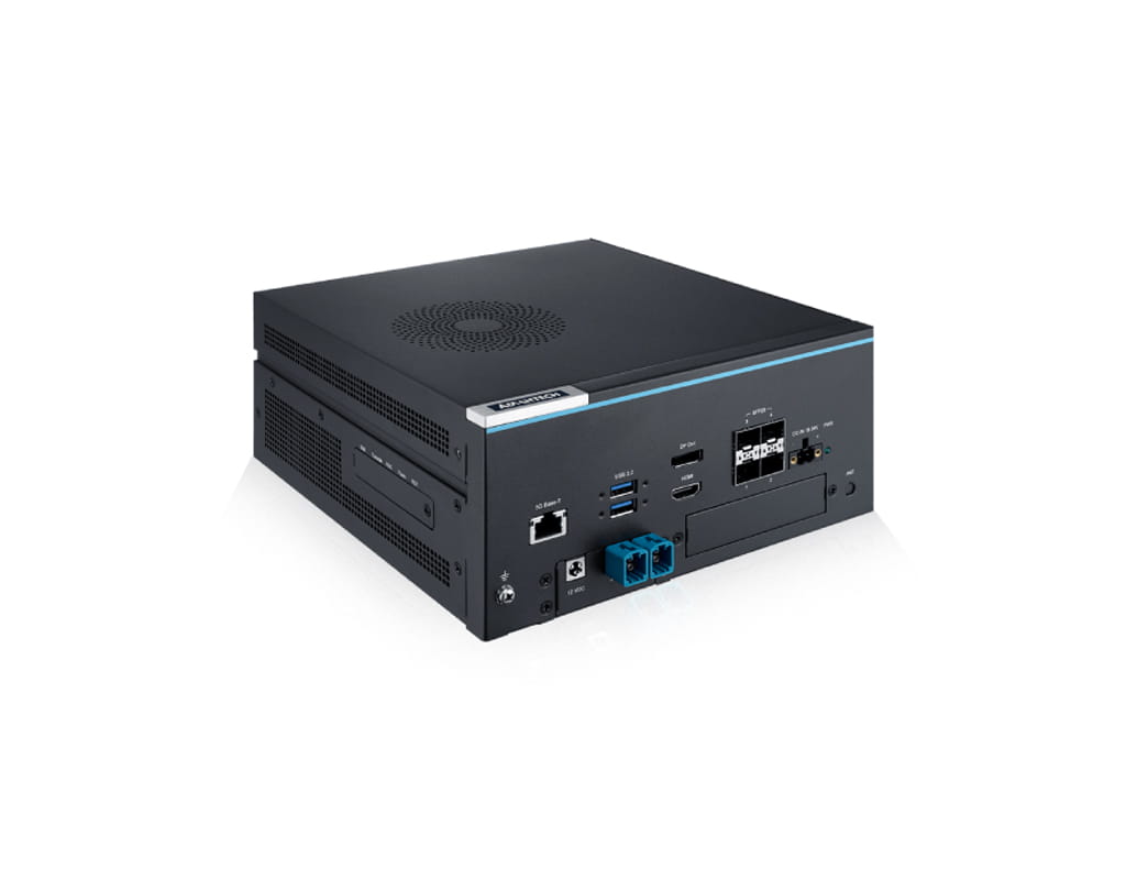 MIC-735_IT_Serveransicht_Links